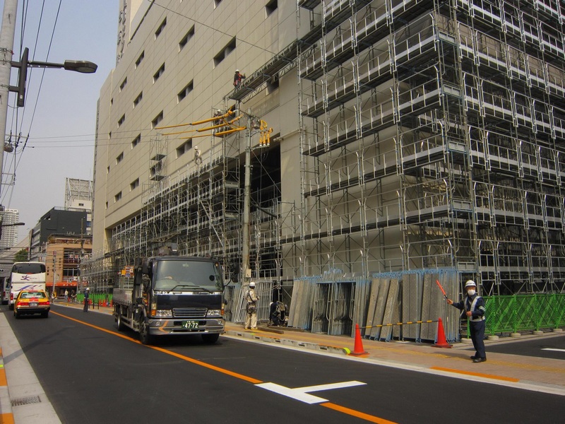 西林日本三年建筑工